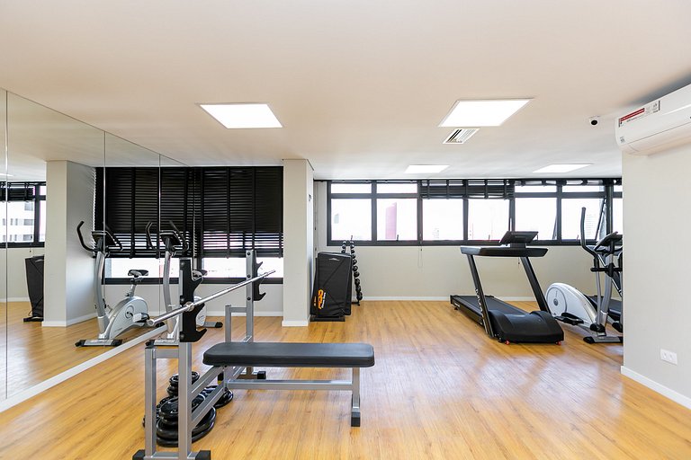 Estudio espaçoso e bem localizado no centro