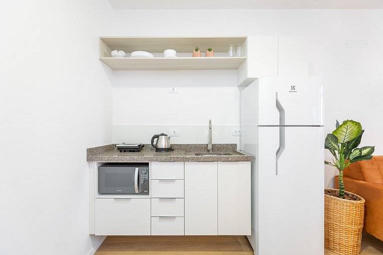 Estudio espaçoso e bem localizado no centro