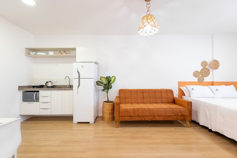 Estudio espaçoso e bem localizado no centro