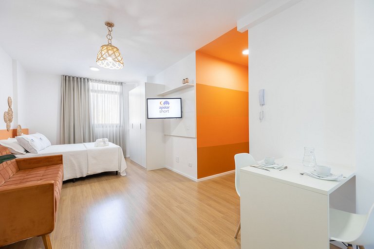 Estudio espaçoso e bem localizado no centro