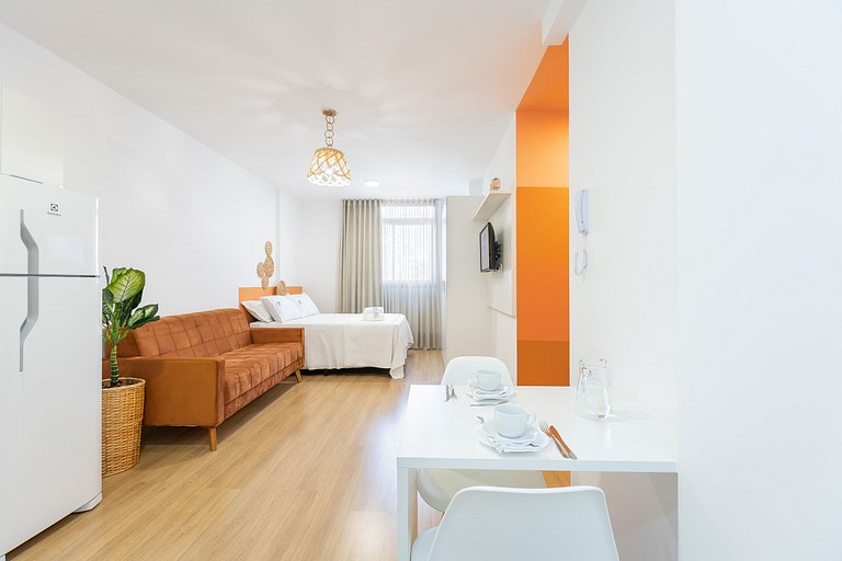 Estudio espaçoso e bem localizado no centro