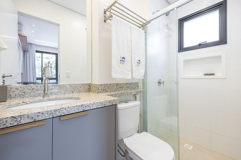 Studio com Sacada no Centro