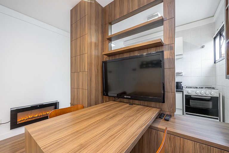 Studio com sacada Alto da Glória