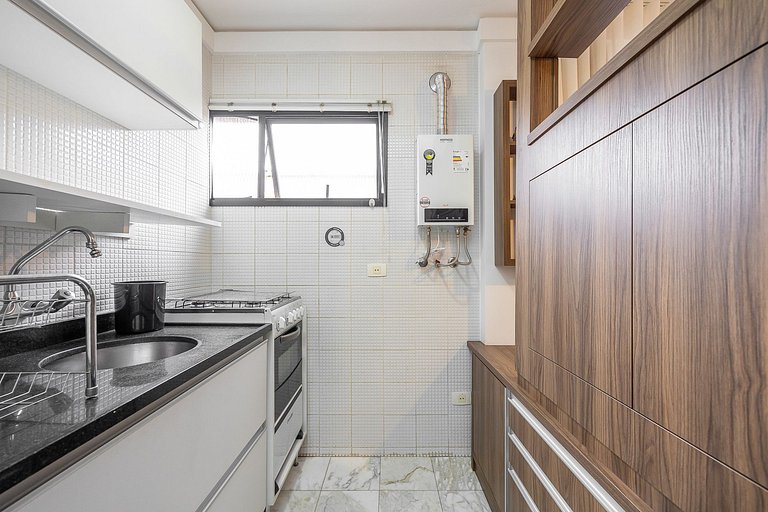 Studio com sacada Alto da Glória