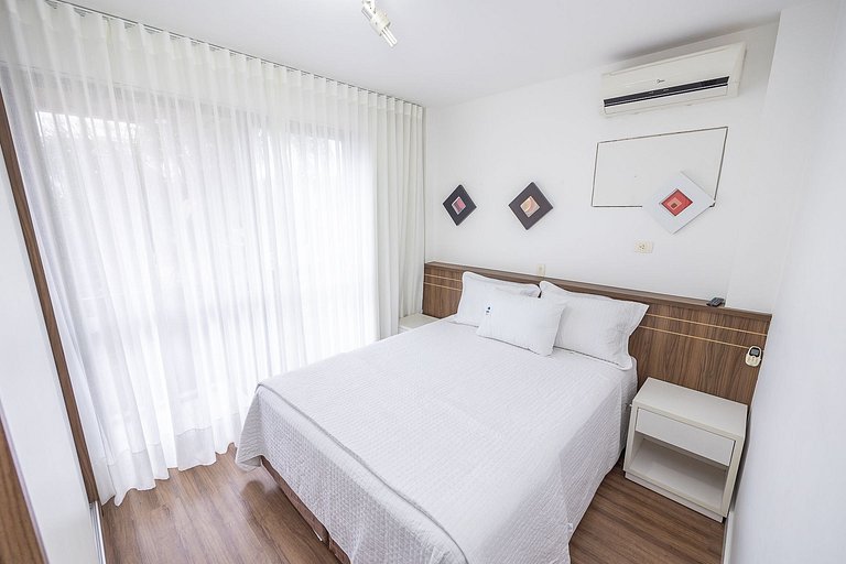 Studio com sacada Alto da Glória