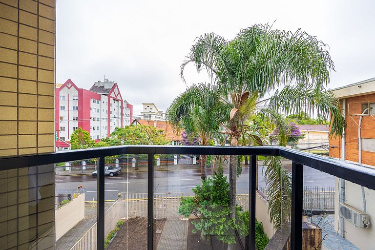 Studio com sacada Alto da Glória