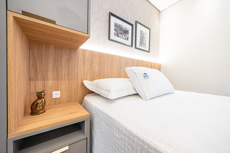 Apartamento finamente decorado no Centro de Curitiba, até 3