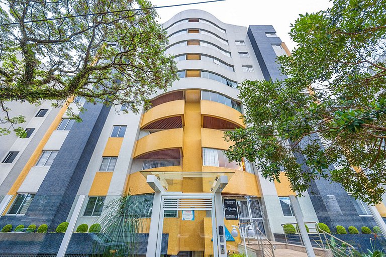 Apartamento 3 quartos, sendo 1 suíte, no Bigorrilho, m²