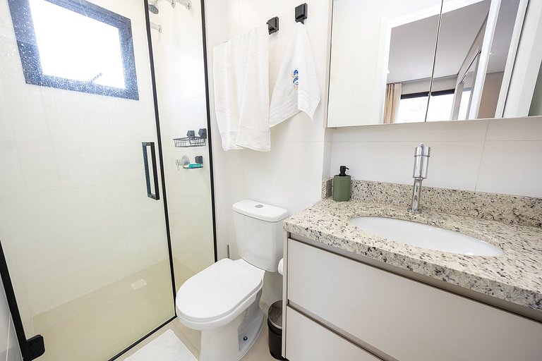 Apartamento finamente decorado, no Centro de Curitiba, até 2