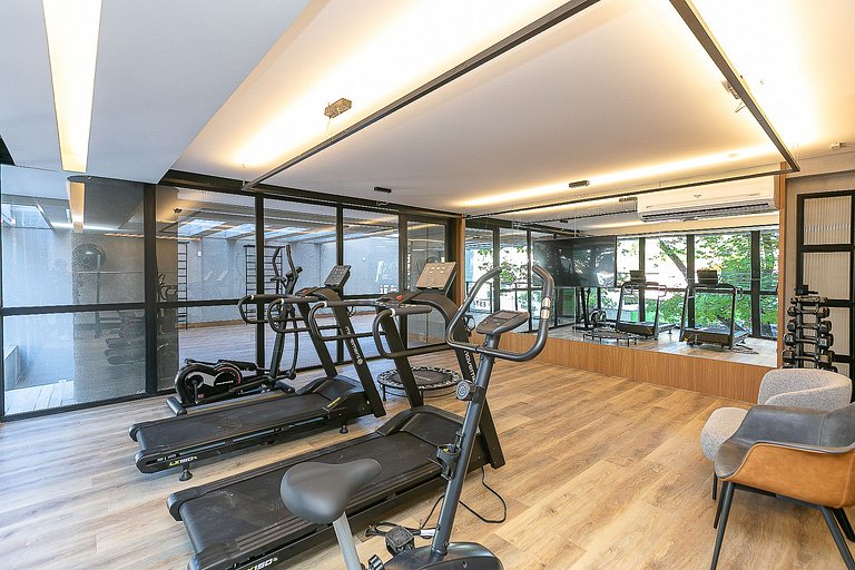 Apartamento finamente decorado, no Centro de Curitiba, até 2