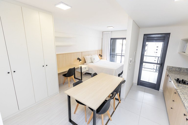 Studio no Bigorrilho, totalmente mobiliado para até 2 pessoa