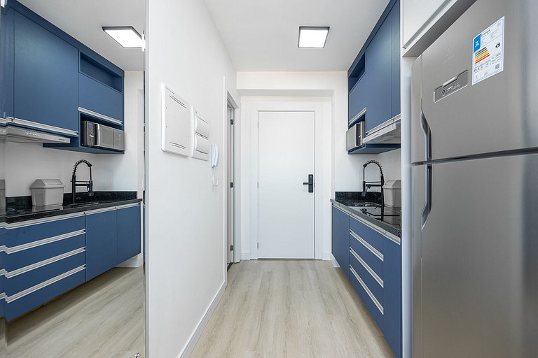 Apartamento finamente decorado no Centro de Curitiba, até 2