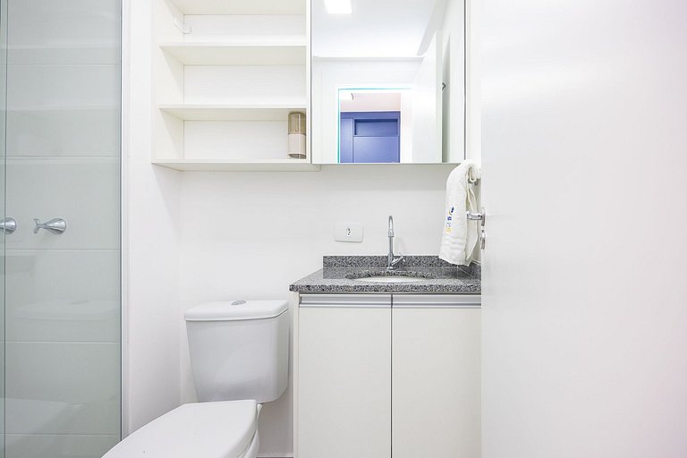 Apartamento finamente decorado no Centro de Curitiba, até 2