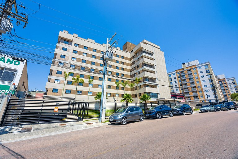 Apartamento finamente decorado no Centro de Curitiba, até 2