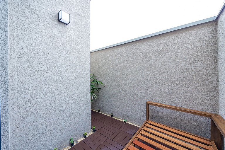 Studio Duplex finamente decorado em Curitiba, à 400m do Shop