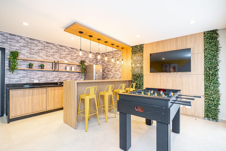 Studio Duplex finamente decorado em Curitiba, à 400m do Shop