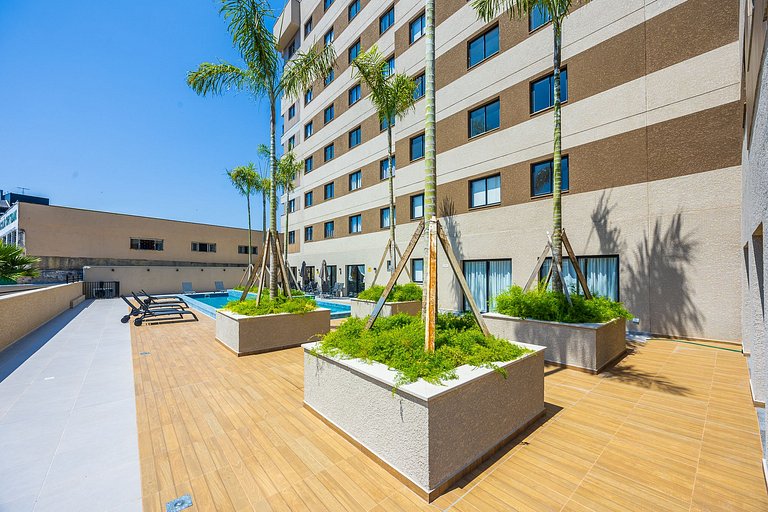 Apartamento finamente decorado, no Centro de Curitiba, até 2