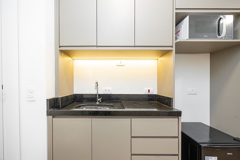 Apartamento finamente decorado no Centro de Curitiba, até 2