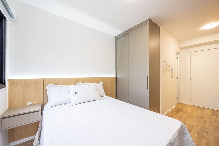 Apartamento finamente decorado no Centro de Curitiba, até 2