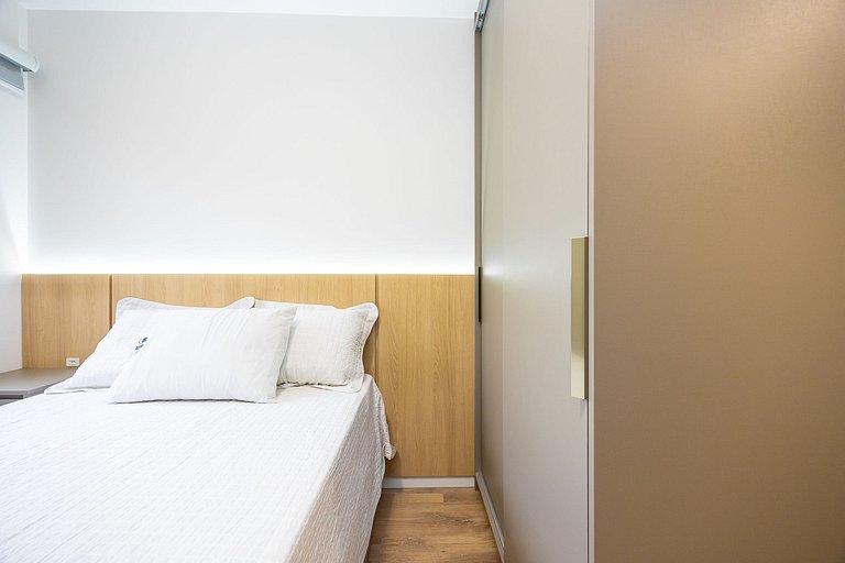 Apartamento finamente decorado no Centro de Curitiba, até 2