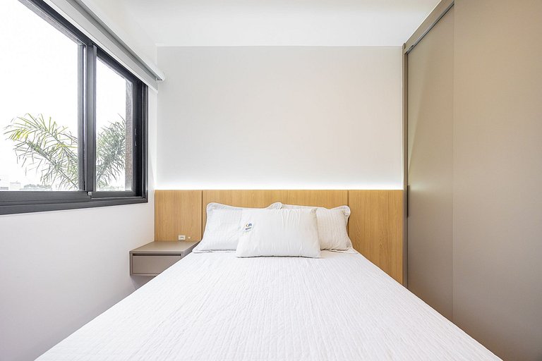 Apartamento finamente decorado no Centro de Curitiba, até 2