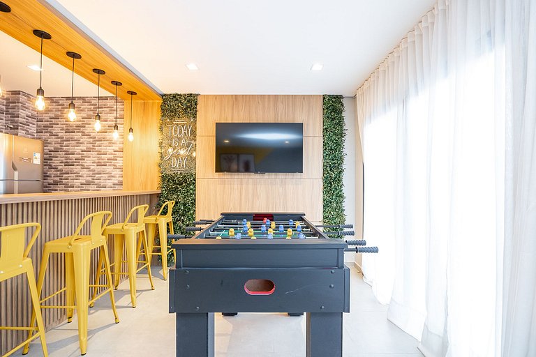 Apartamento finamente decorado no Centro de Curitiba, até 2