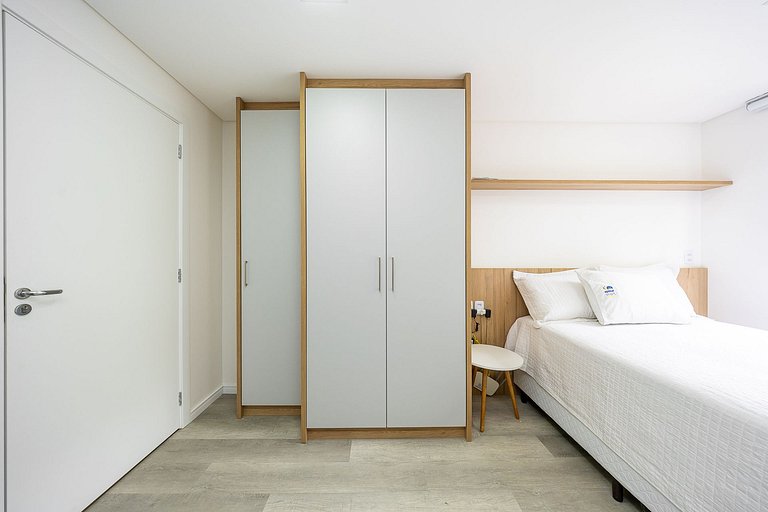 Studio finamente decorado no Rebouças, até 2 pessoas, m²