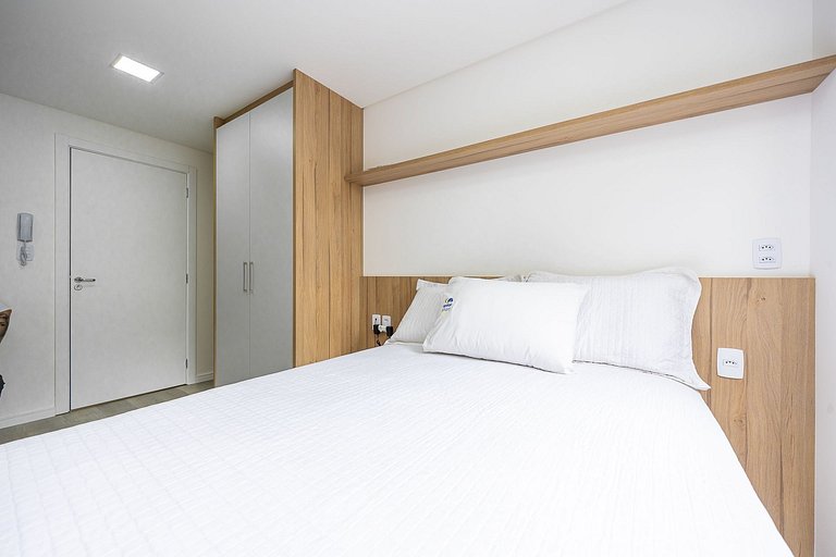 Studio finamente decorado no Rebouças, até 2 pessoas, m²