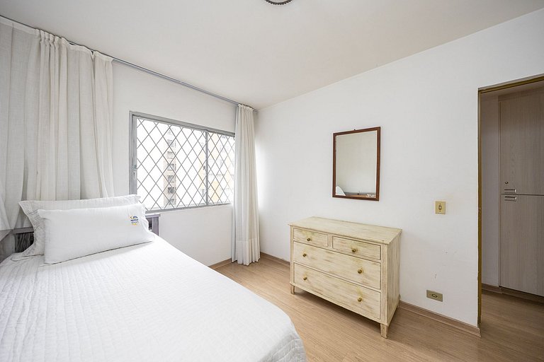 Apartamento 2 quartos finamente decorado em Curitiba, até 4