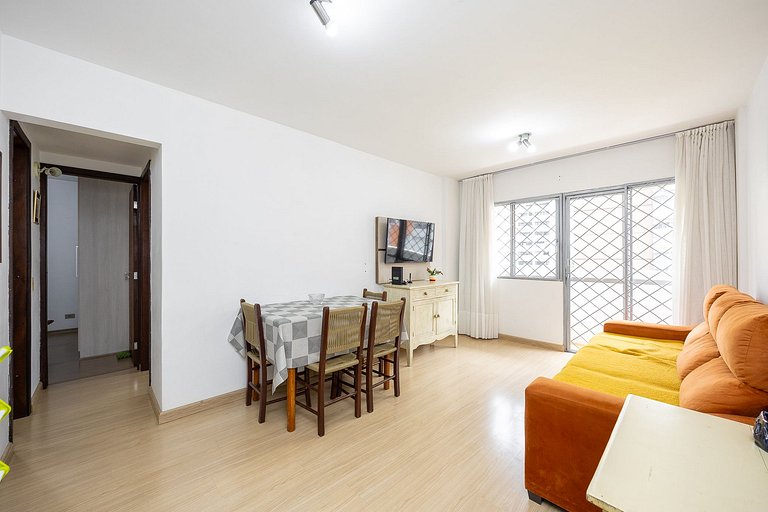 Apartamento 2 quartos finamente decorado em Curitiba, até 4