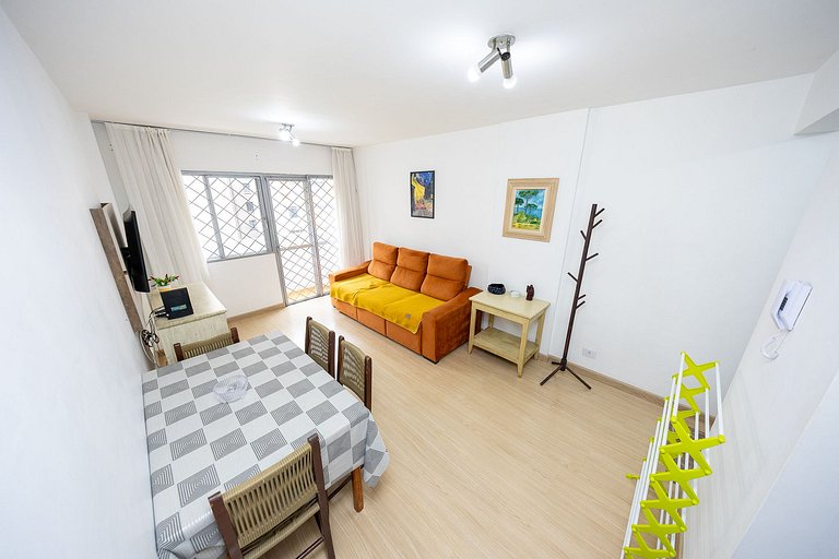 Apartamento 2 quartos finamente decorado em Curitiba, até 4