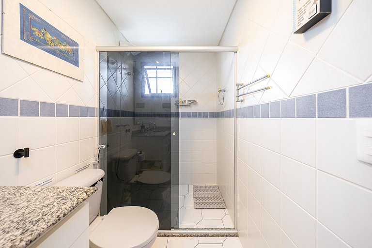 Triplex 3 quartos, sendo 3 suítes, no Hugo Lange, m²