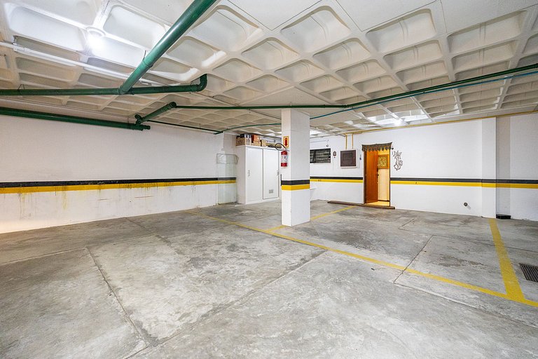 Triplex 3 quartos, sendo 3 suítes, no Hugo Lange, m²