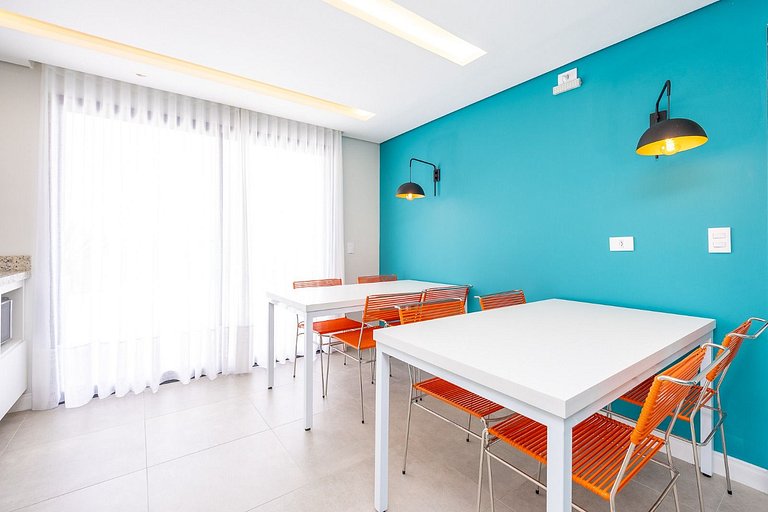 Ref 10307 | Estúdio finamente decorado em Curitiba, até 2 pe