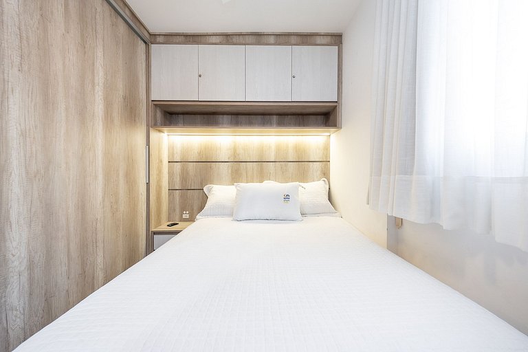 Apartamento decorado e completo, 1 quarto no centro de curit