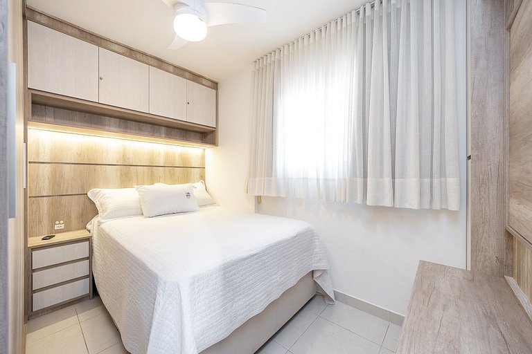 Apartamento decorado e completo, 1 quarto no centro de curit