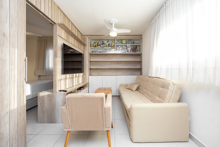 Apartamento decorado e completo, 1 quarto no centro de curit