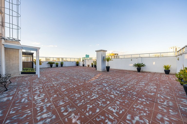 Apartamento decorado e completo, 1 quarto no centro de curit