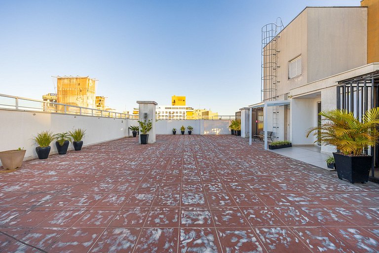 Apartamento decorado e completo, 1 quarto no centro de curit