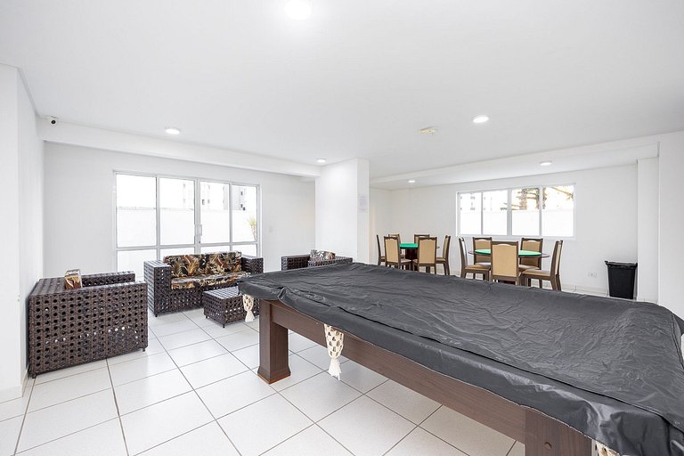 Apartamento decorado e completo, 1 quarto no centro de curit