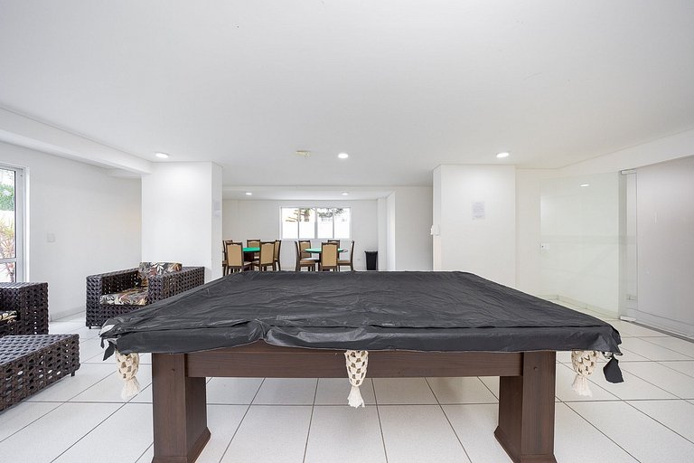 Apartamento decorado e completo, 1 quarto no centro de curit