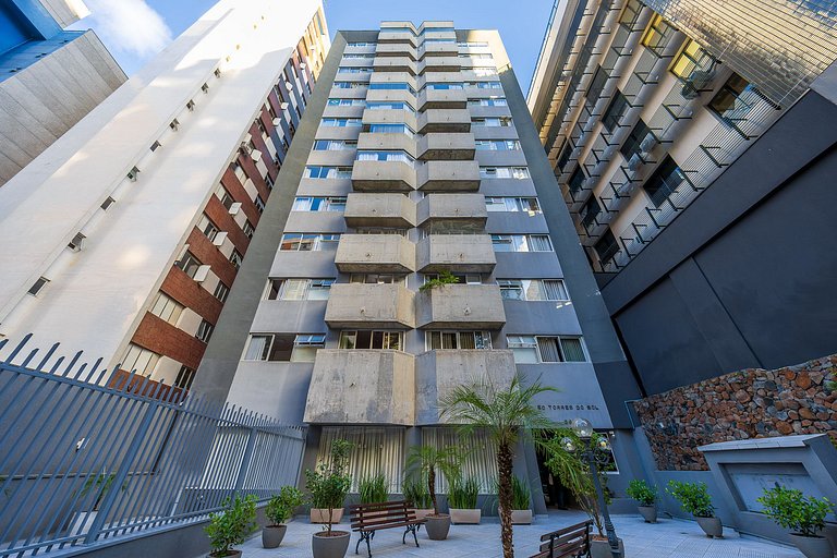 Apartamento 2 quartos finamente decorado Batel