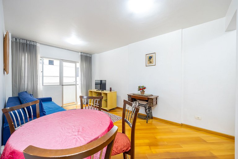 Apartamento 2 quartos finamente decorado Batel