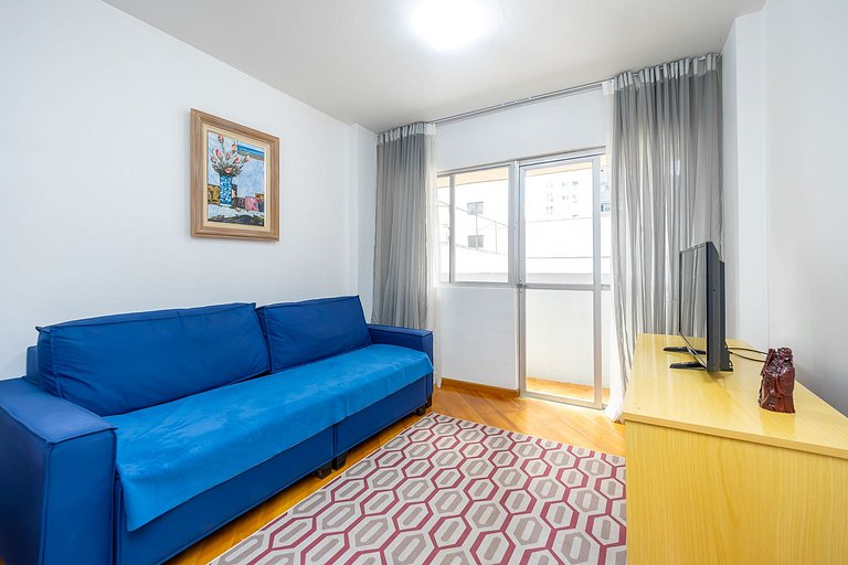 Apartamento 2 quartos finamente decorado Batel