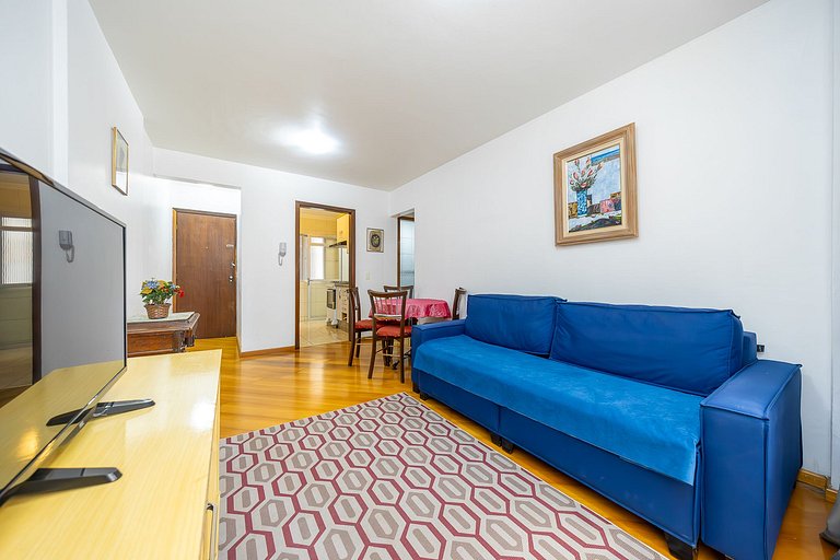 Apartamento 2 quartos finamente decorado Batel