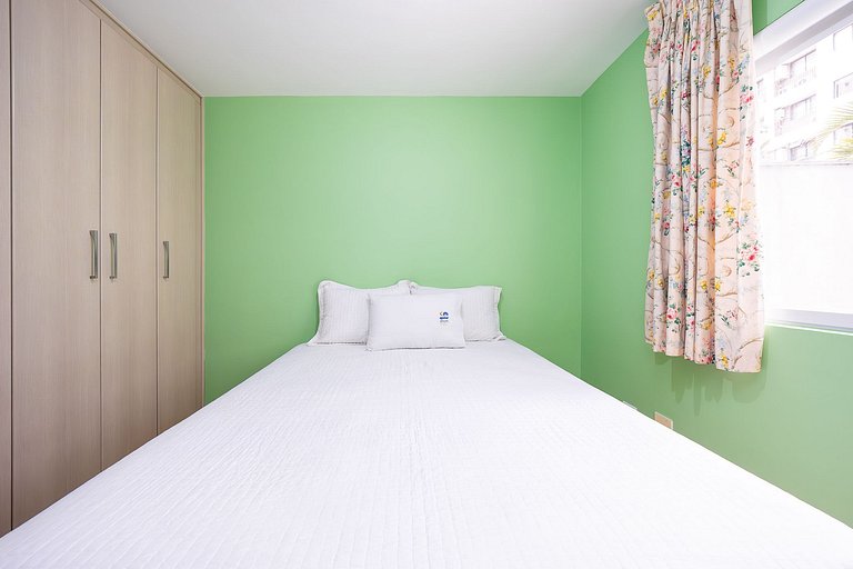 Apartamento 2 quartos finamente decorado Batel