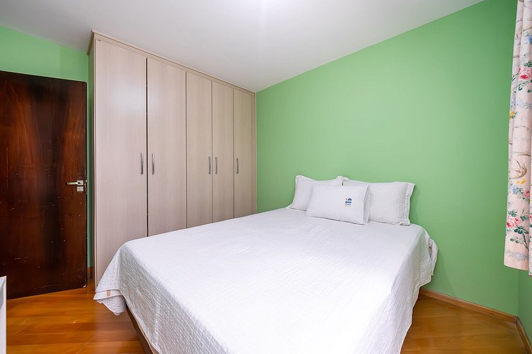 Apartamento 2 quartos finamente decorado Batel