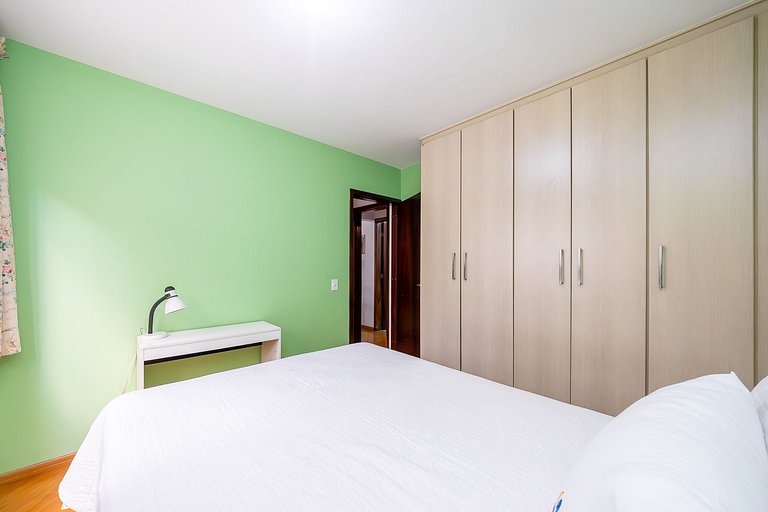 Apartamento 2 quartos finamente decorado Batel