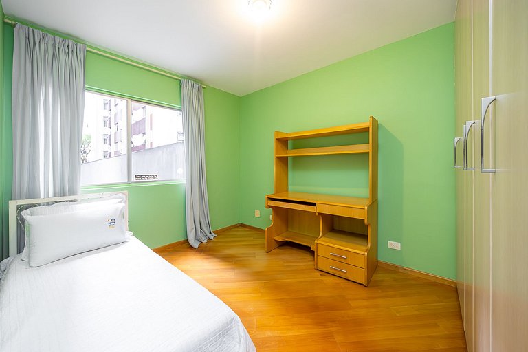 Apartamento 2 quartos finamente decorado Batel