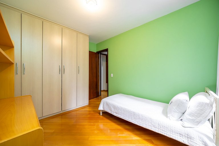 Apartamento 2 quartos finamente decorado Batel